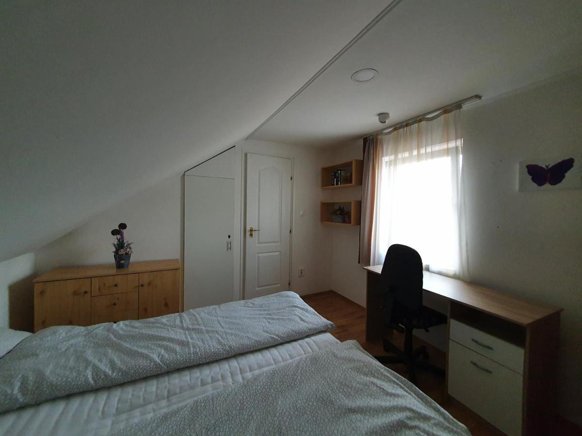 Nyil Apartman Wellnes Debrecen Ngoại thất bức ảnh