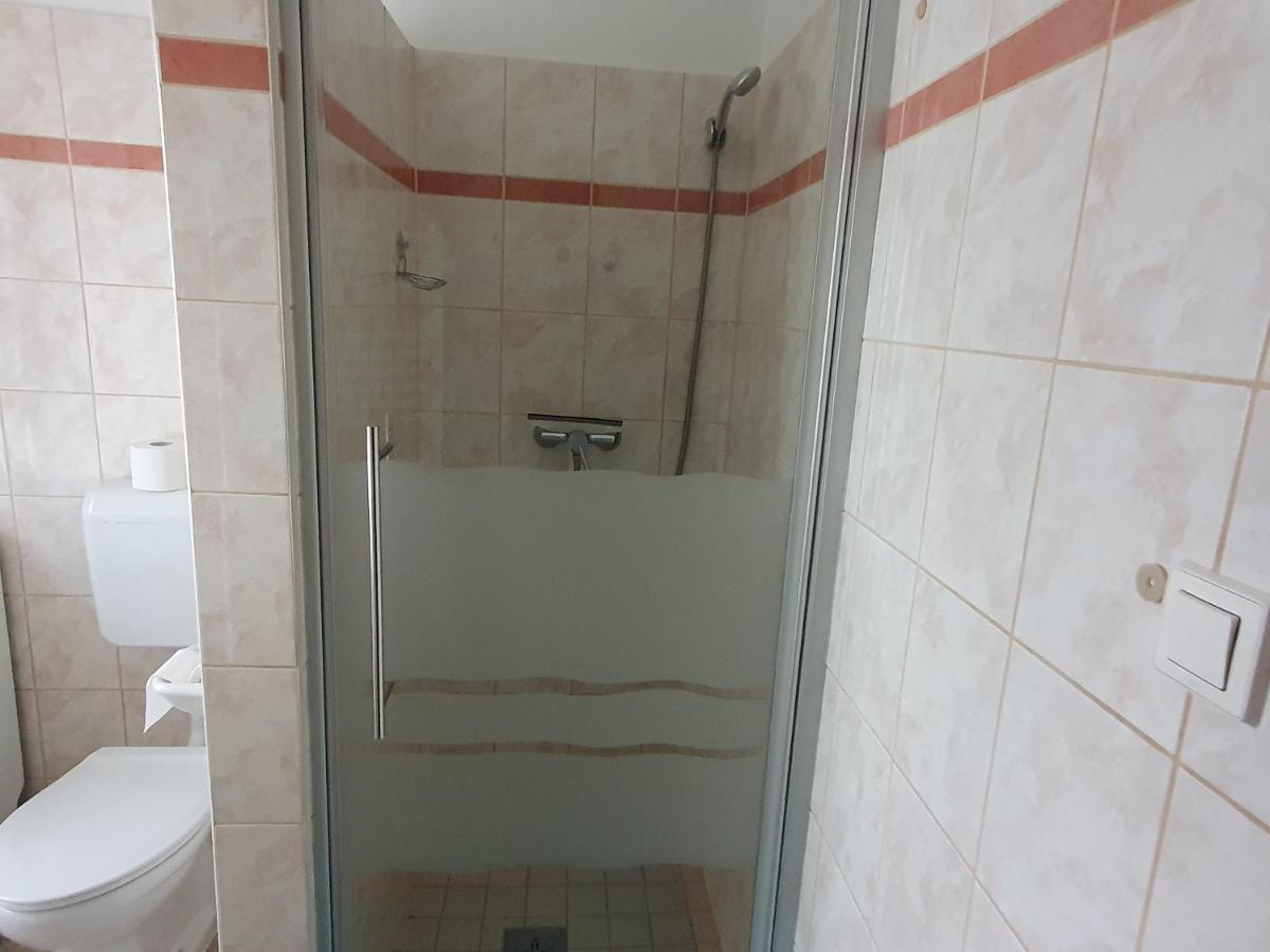 Nyil Apartman Wellnes Debrecen Ngoại thất bức ảnh